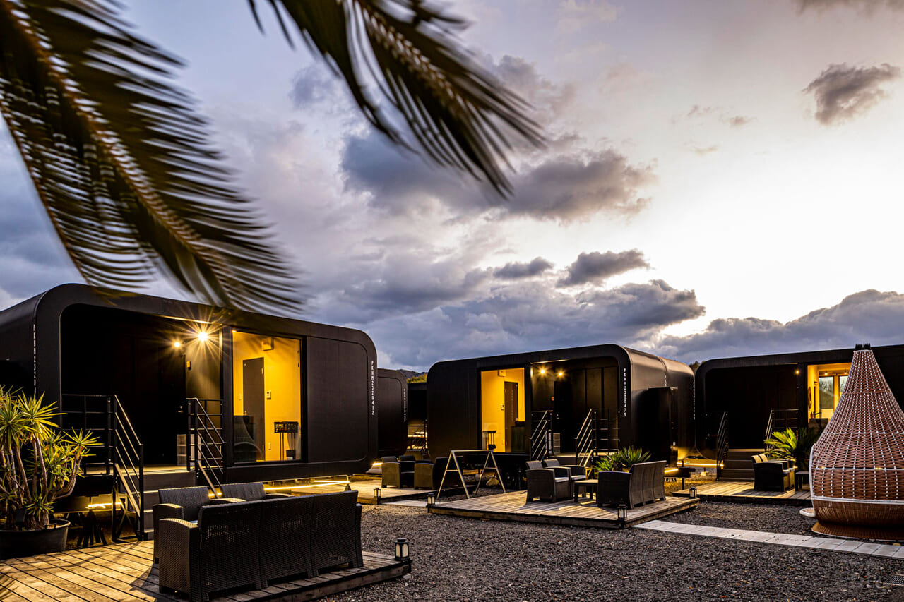 キャビンで過ごすプライベート空間